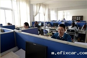 18luck在线娱乐网技术中心一角