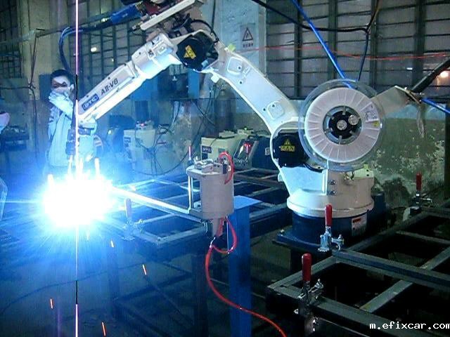 车桥焊接机器人