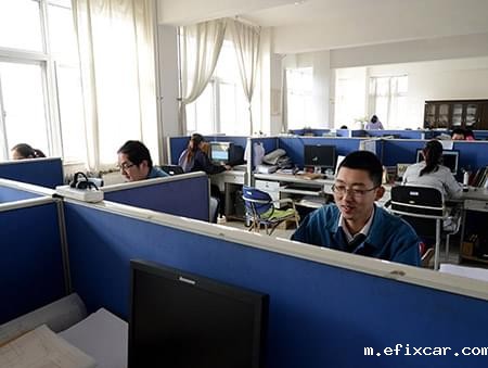 18luck在线娱乐网技术中心一角